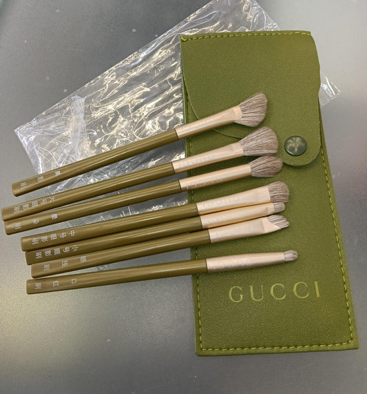 Professional Makeup Brush Kit with Case