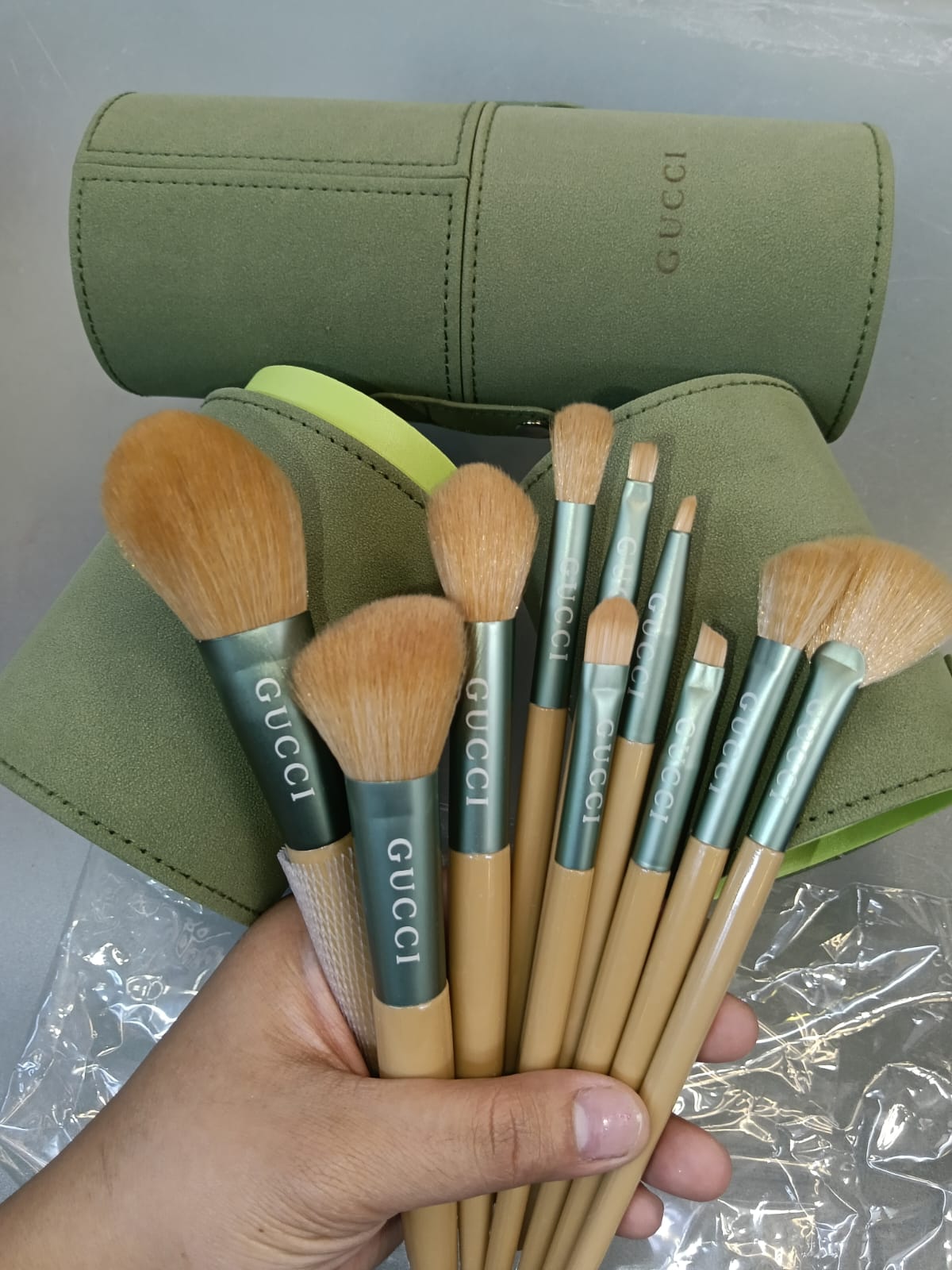 Professional Makeup Brush Kit with Case
